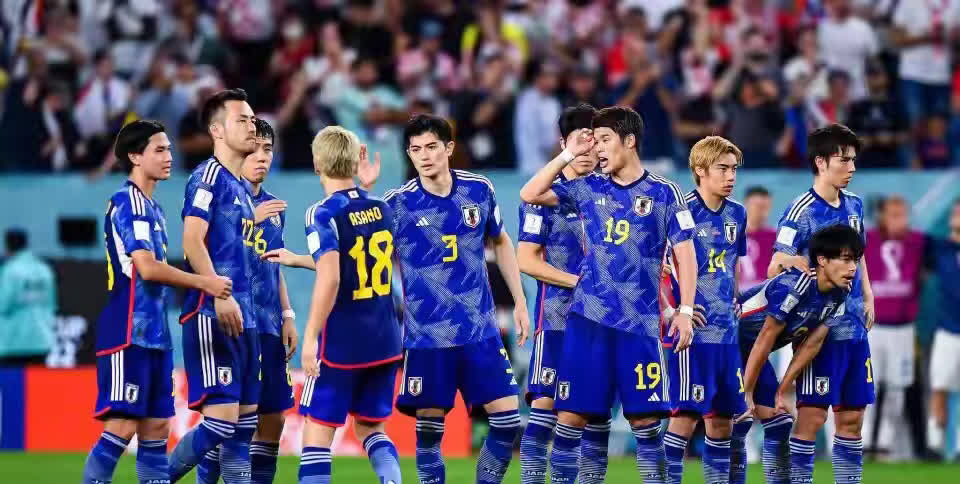 现在的日本队真的是历史上最强的国家队吗？其实并不是！
日本队目前在世界排名第1