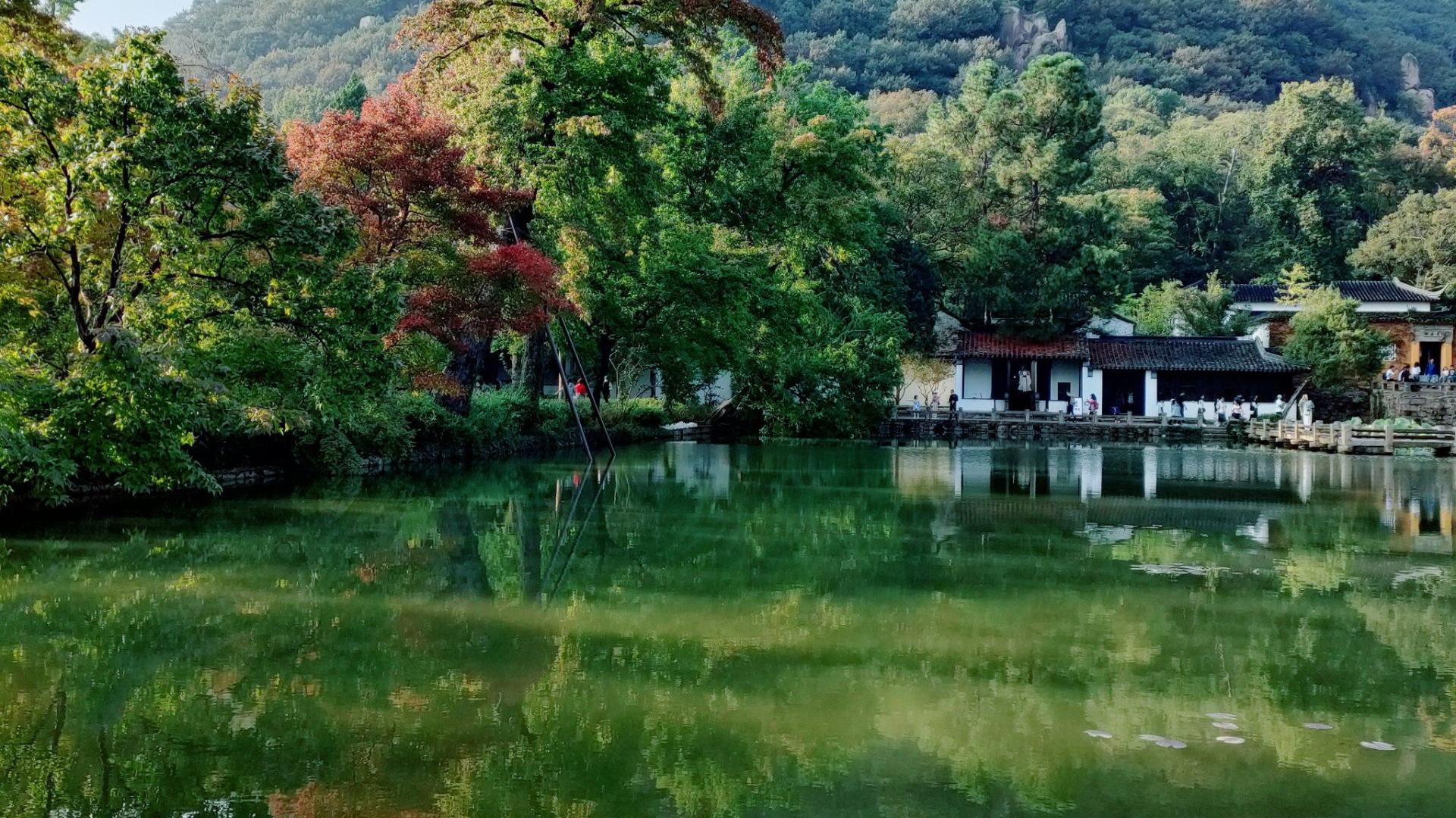 山西天平山风景区旅游攻略及旅行社推荐榜：探秘"太行小九寨"，解锁峡谷、飞瀑与古建的山水之约