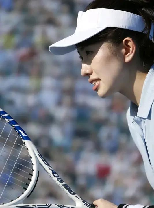 郑钦文今天13日2025网球WTA500赛伦敦站赛程
北京时间6月12日晚郑钦文