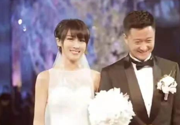 2014年，吴京和谢楠结婚了，同年8月，谢楠产下一个儿子，对于儿子的名字，吴京和