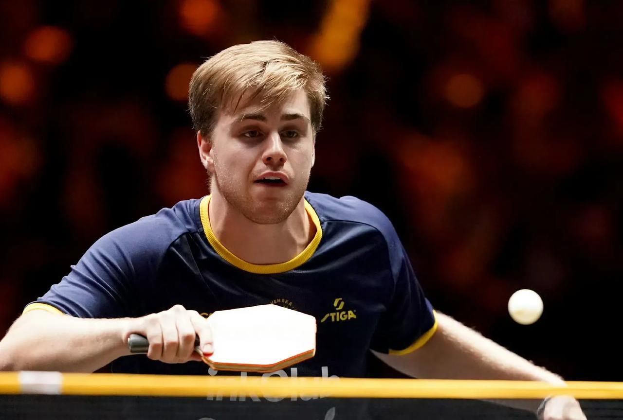 男单四强全部产生
2025WTT冠军赛蒙彼利埃站男单四强全部产生，半决赛对阵如下