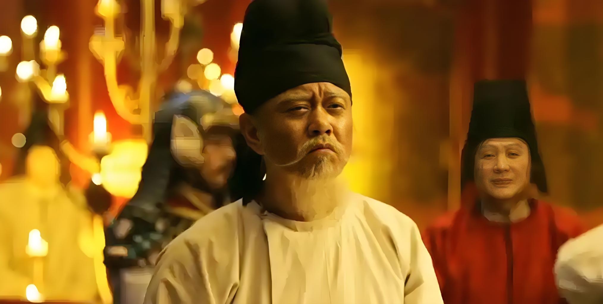 造成唐玄宗从明君变为昏君，执政能力明显滑坡的原因是什么？