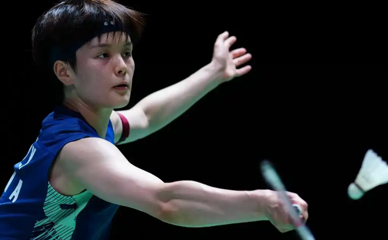 北京时间7月19日，日本羽毛球公开赛各个项目进入半决赛时间：

10：00，女单