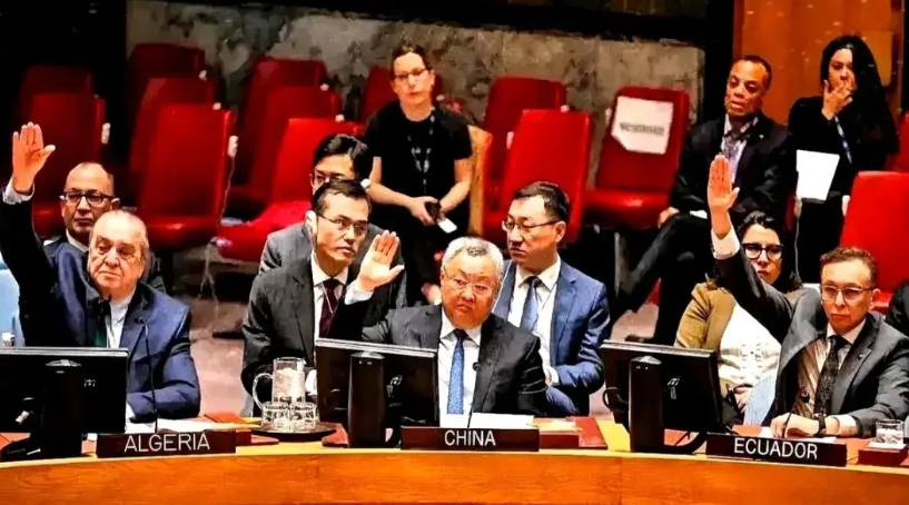 从这次的俄乌战争来看，从这次美国单方面吊打二战后的全世界来看，从这次教皇方济各葬