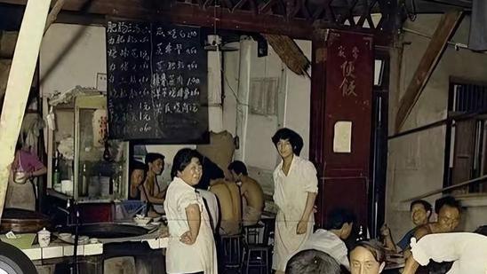 那年小学教书，校长做媒未成，却娶了他在粮站工作的女儿