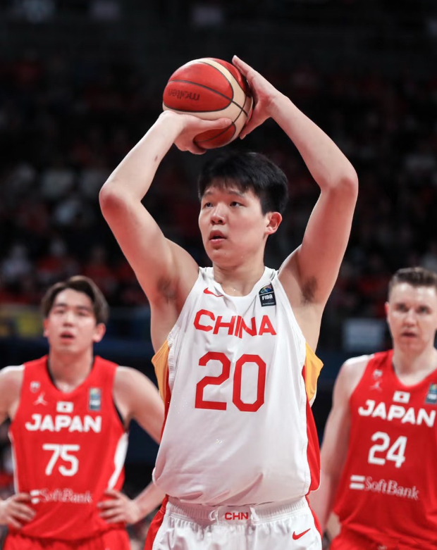 杨瀚森16顺位逆袭NBA！中国篮球的“破冰者”还是开拓者的“东方赌注”？

今天