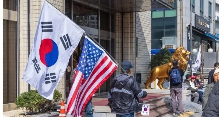 韩国大选前反华闹剧引人深思











最近韩国可真是炸锅了，先是他们