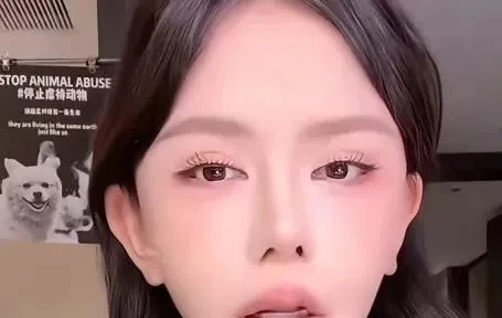 韩安冉状告母亲争房产











我的天哪！韩安冉和她妈因为房子闹上法