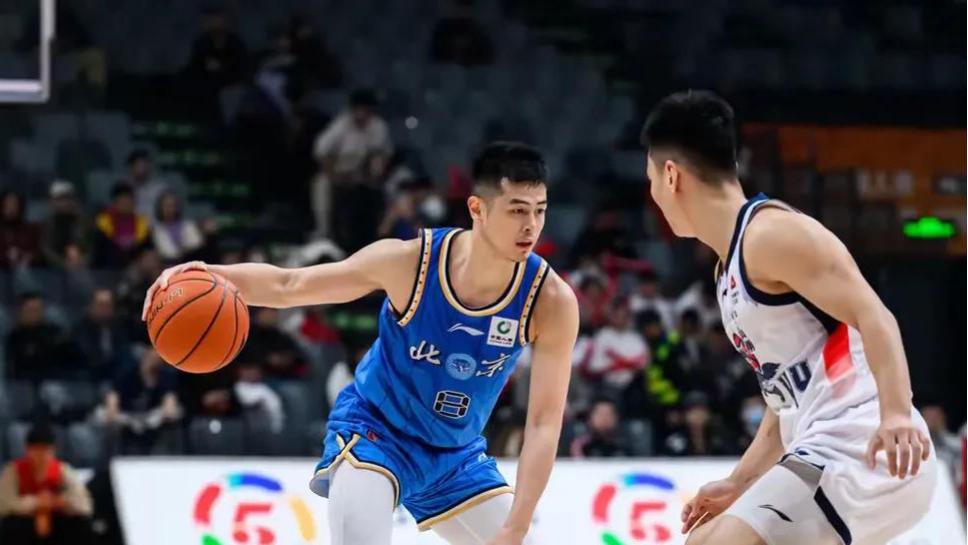 4大国手合体组成男篮F4，北京首钢新赛季有戏了！