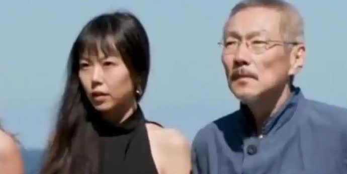 韩媒曝洪尚秀与金敏喜于近日得子,女方正在产后护理
8日晚，据韩媒报道，43岁演