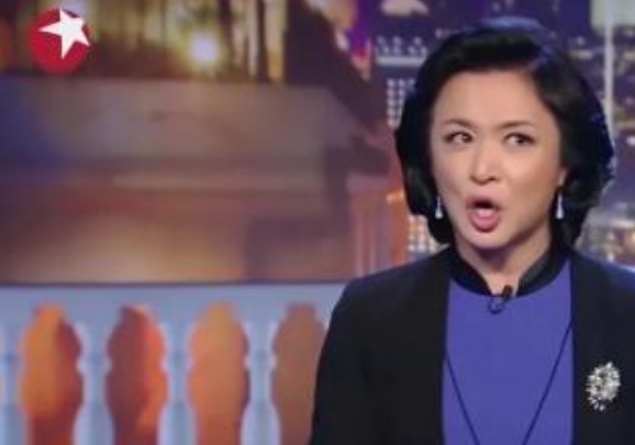 一次节目中，金星曾曝出这样一件事情：有位老板邀请一名相声演员去演出，表示愿意给他
