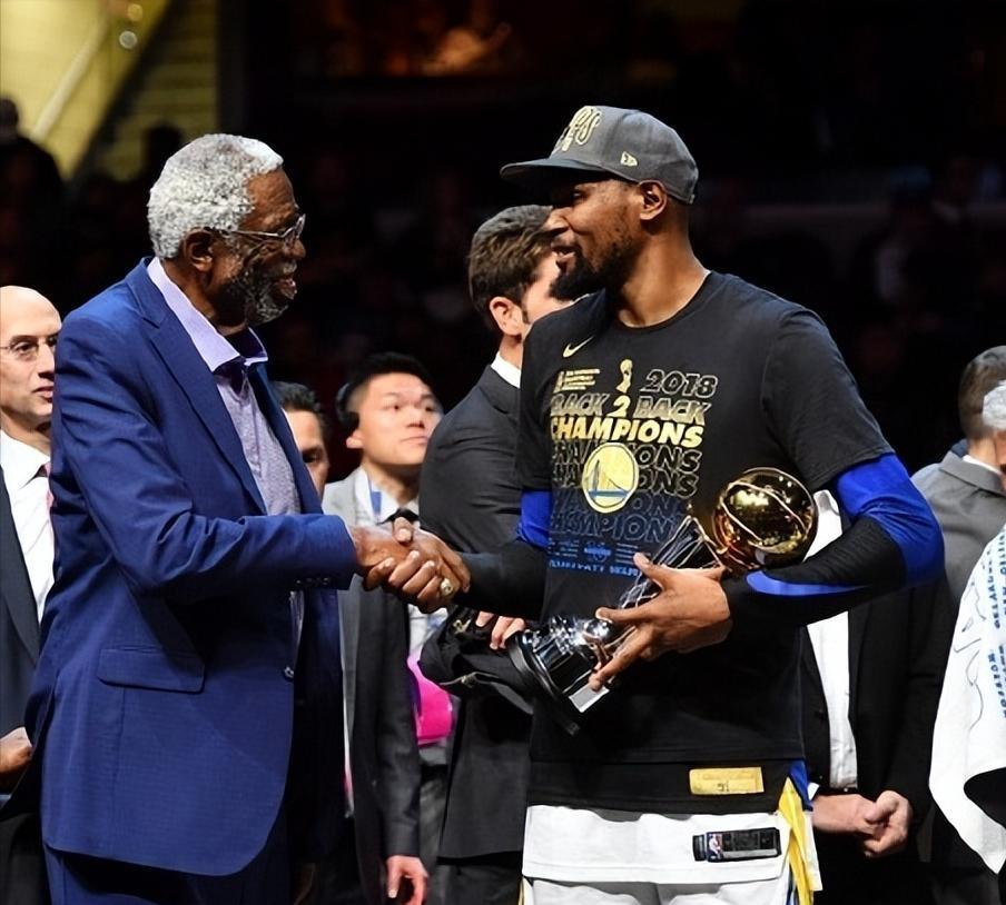 网友：KD，你认为所有的冠军含金量一样吗？
KD：我认为都是一样的，可能你认为不