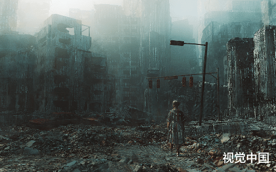 末世前我卖头发换物资，顶着秃头出门，爸妈嫌我丢人不认我，末世后他们却后悔没有跟我一起卖.....