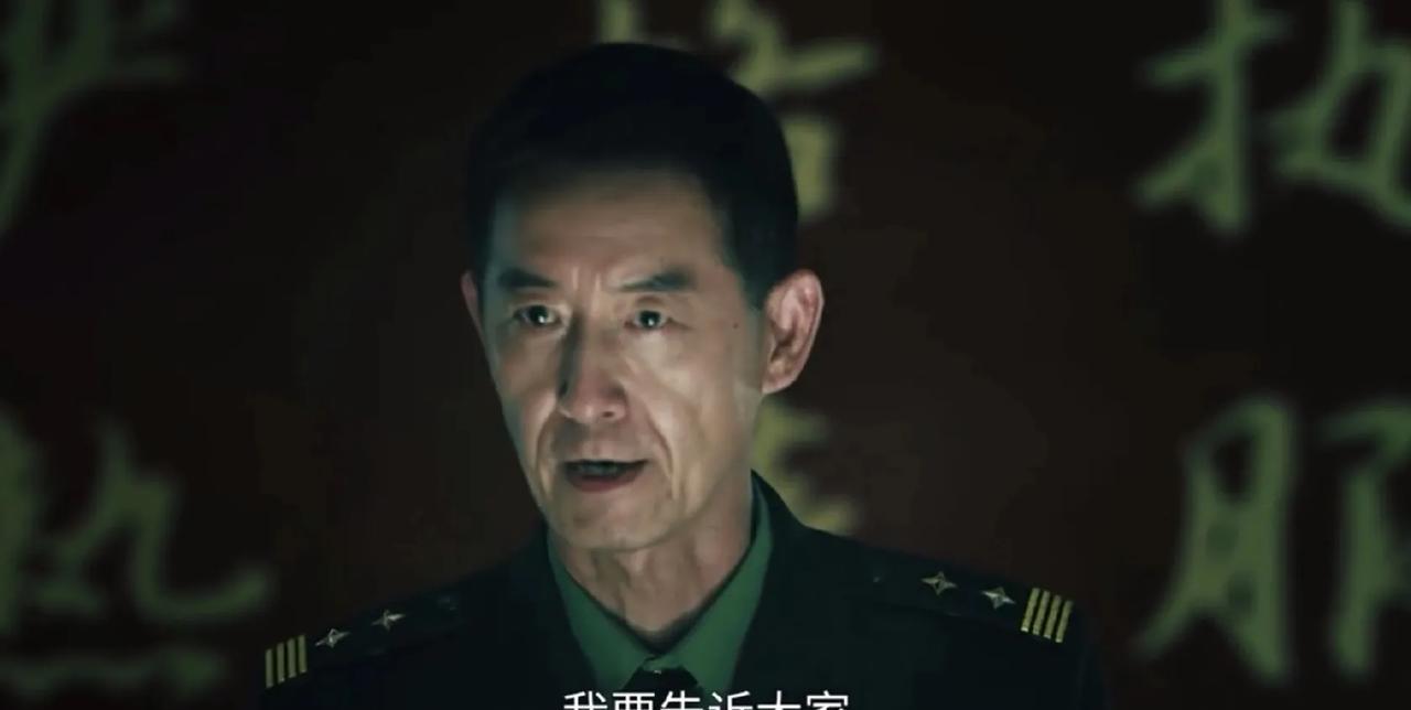 《扫毒风暴》
卢少骅被盯上了！谭庆林和林强峰回到西港，黎安做了周密的部署，在大街