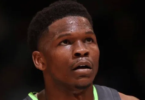  NBA常规赛，森林狼客场149-142加时击败鹈鹕。
全场比赛，森林狼后卫安东