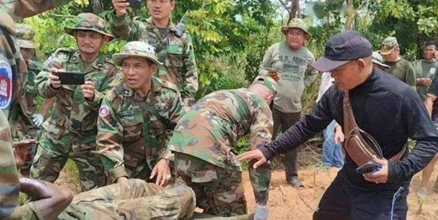 炮火连天！泰柬边境擦枪走火，20多条无辜人命没了！柬埔寨首相喊冤：是被逼还手！国