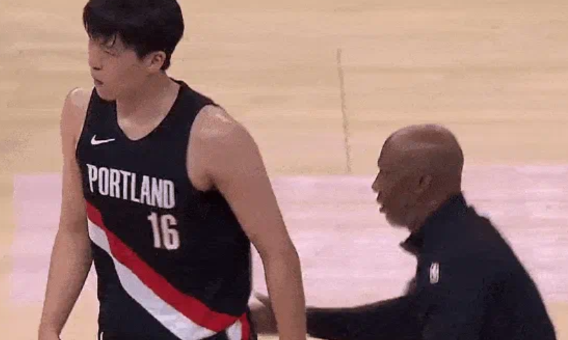 六犯毕业是杨瀚森NBA的残酷成人礼