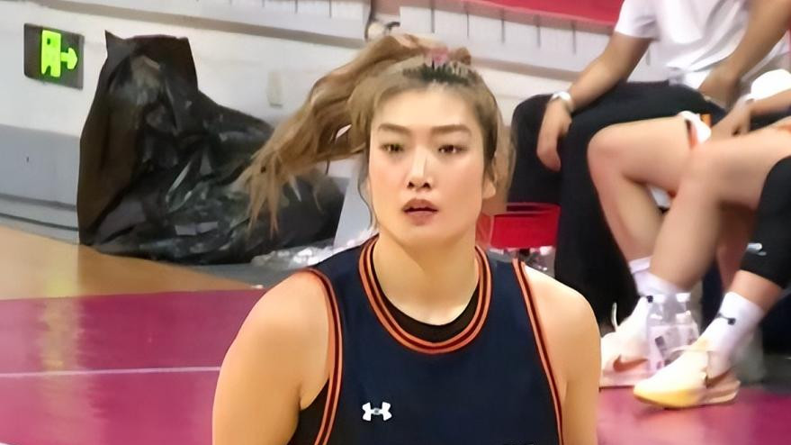 140-31狂飙！李梦百分百火力全开，四川女篮集训风波升级