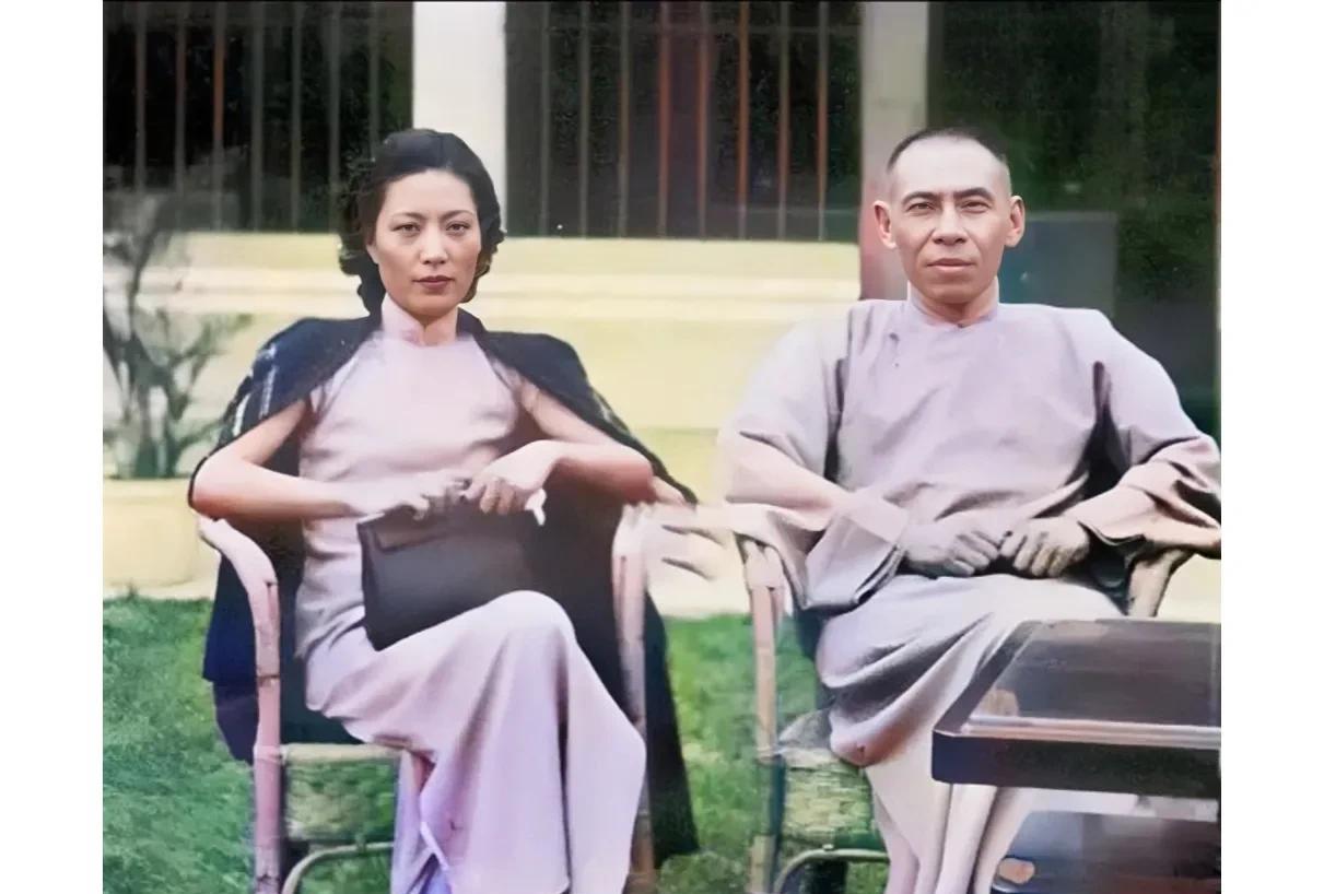 1936年，上海，孟小冬与杜月笙的留影旧照