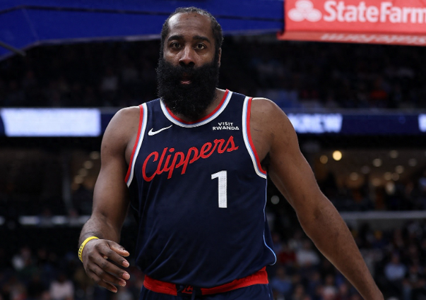 哈登是来辅佐卡椒的，绝对不是鸠占鹊巢

出手绝对不是哈登的追求，哈登一直以来都是