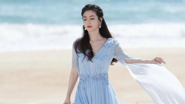 琼瑶粉丝怒斥李晟：又当又立，谁不知道当年她和于正的那些事