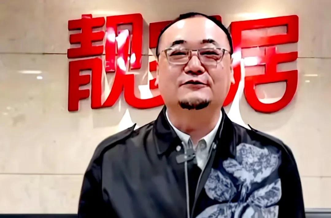 很是遗憾，曾育周先生就这么突然的走了，没带走一片云彩。
作为知名装企靓家居的创始
