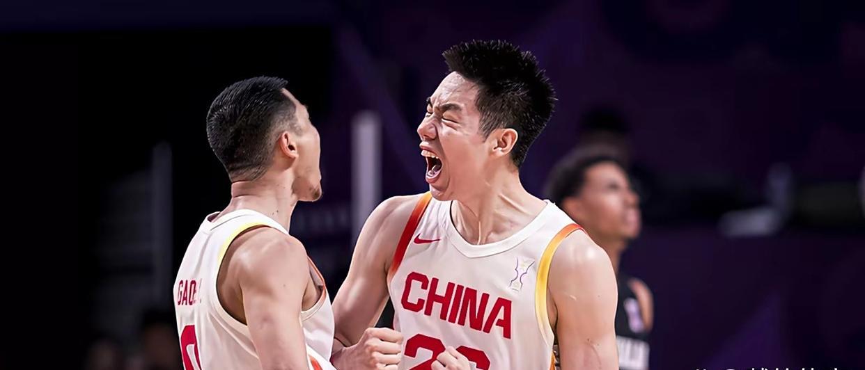 郭士强率领中国男篮获得亚洲杯亚军，至少证明两点：
一、大牌外教并不比国产教练高明