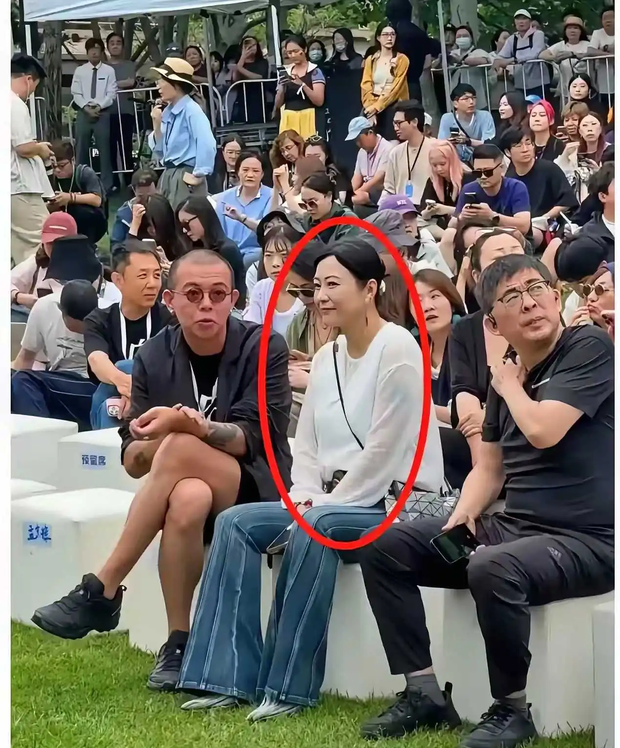 终于知道，邓超同居四年，为什么没有娶她了。