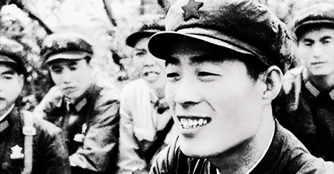 在1982年的一个清晨，孙玉国踏上了回乡的列车，远离了沈阳军区副司令员的身份，踏