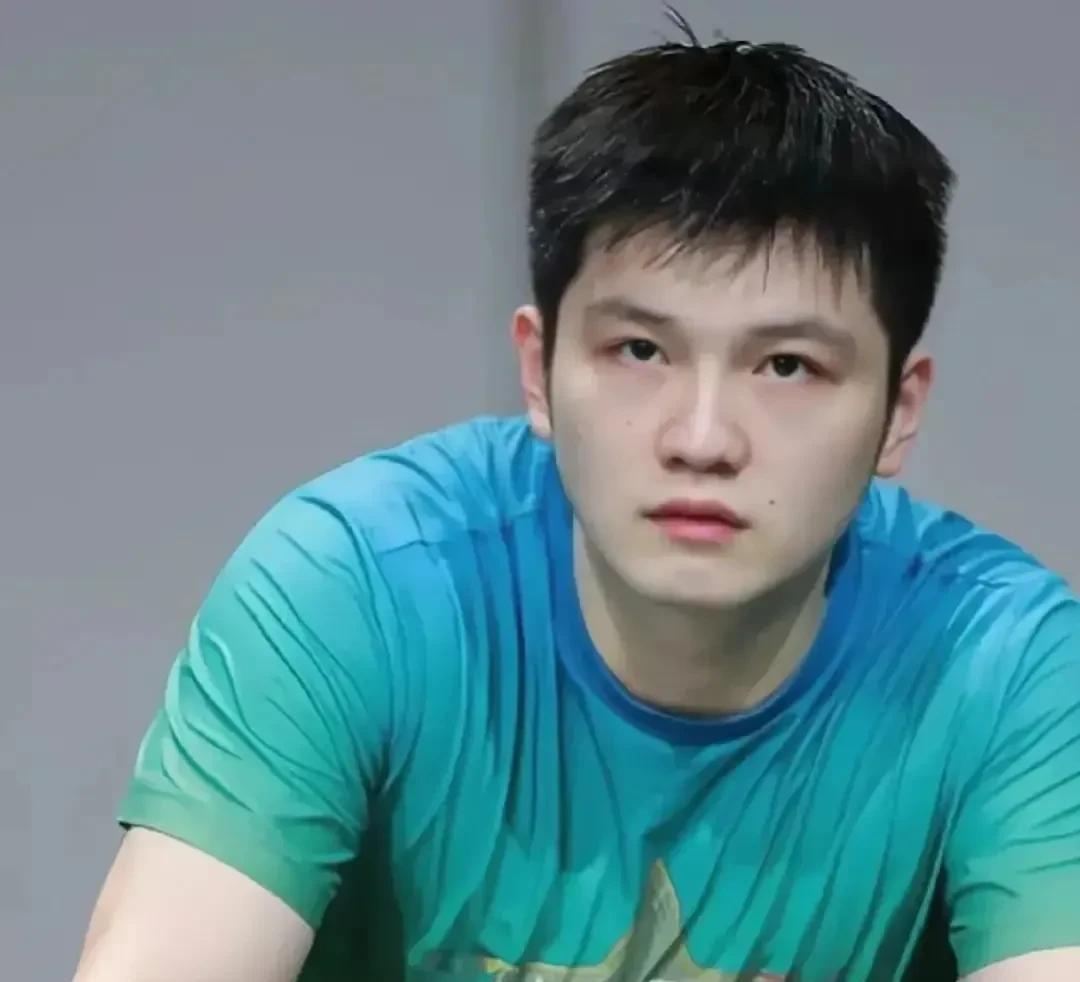 樊振东给萨尔布吕肯俱乐部带来了巨大的商业效应和财富……
想不到在自家门口被人当草