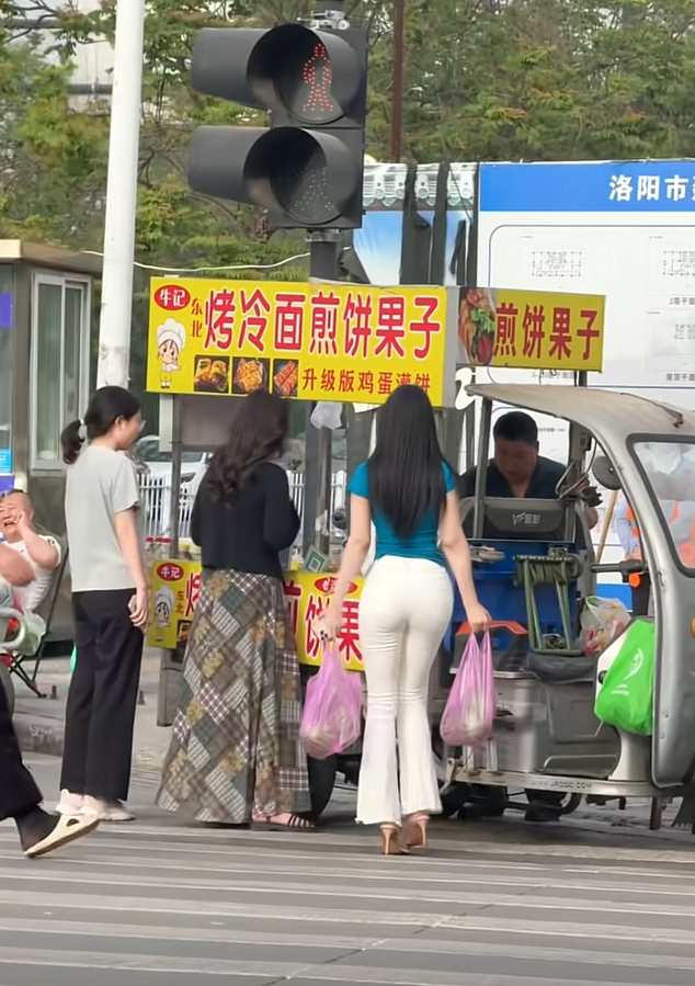 这煎饼果子好吃吗  ？？？