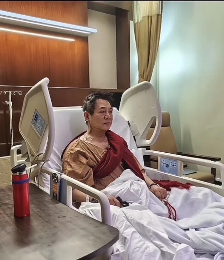 李连杰重病，成龙满头白发，赵文卓淡出荧幕，不知道接下去的功夫电影还能看谁