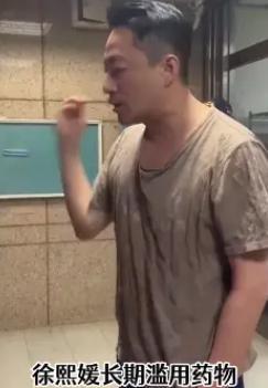 回想起当初汪小菲情绪失控、控告大S的这一幕，似乎他的一切行为都有了合理的解释。