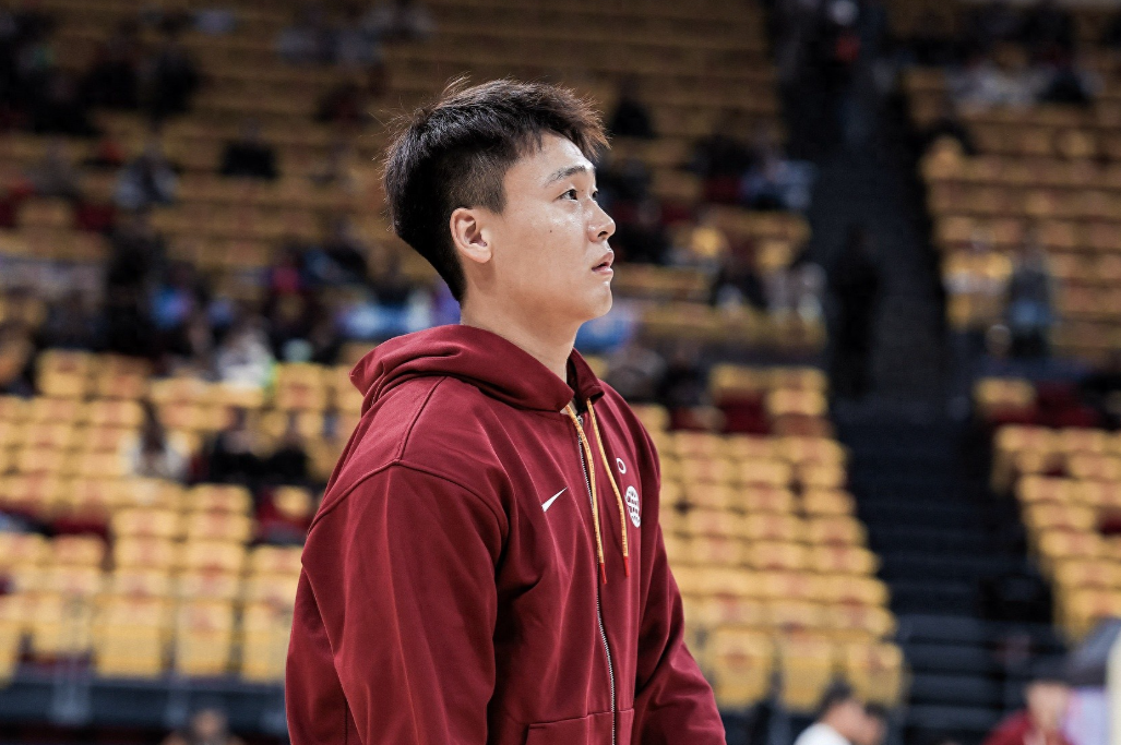 男篮世界杯亚洲区预选赛，中国男篮以76-90不敌韩国男篮。
赛后，媒体人盛哲_9