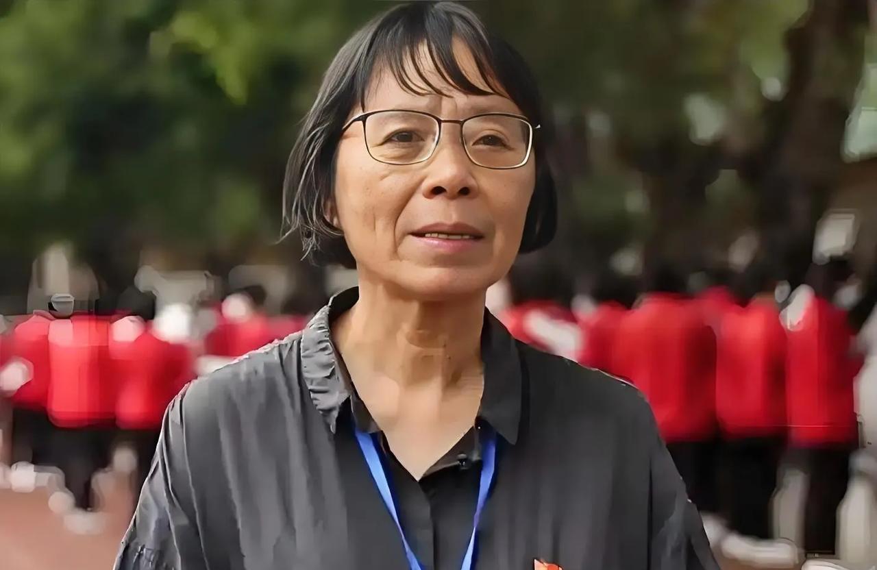 “燃灯”校长张桂梅，用五句话唤醒那些不愿学习、懒散度日的孩子！
       第