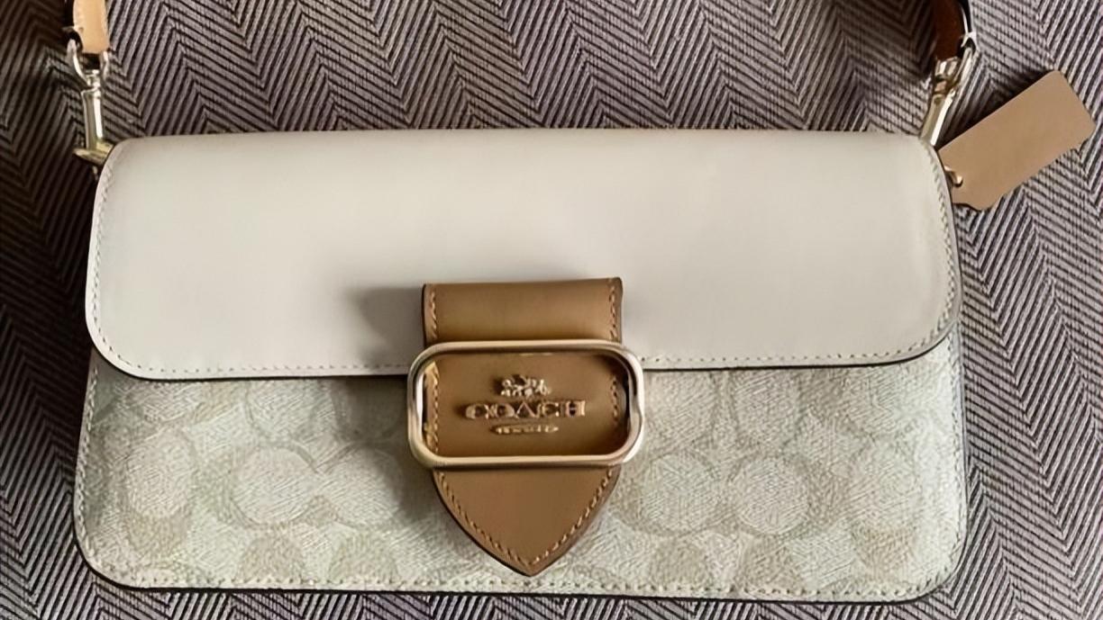 Burberry在唯品会居然不到2折？