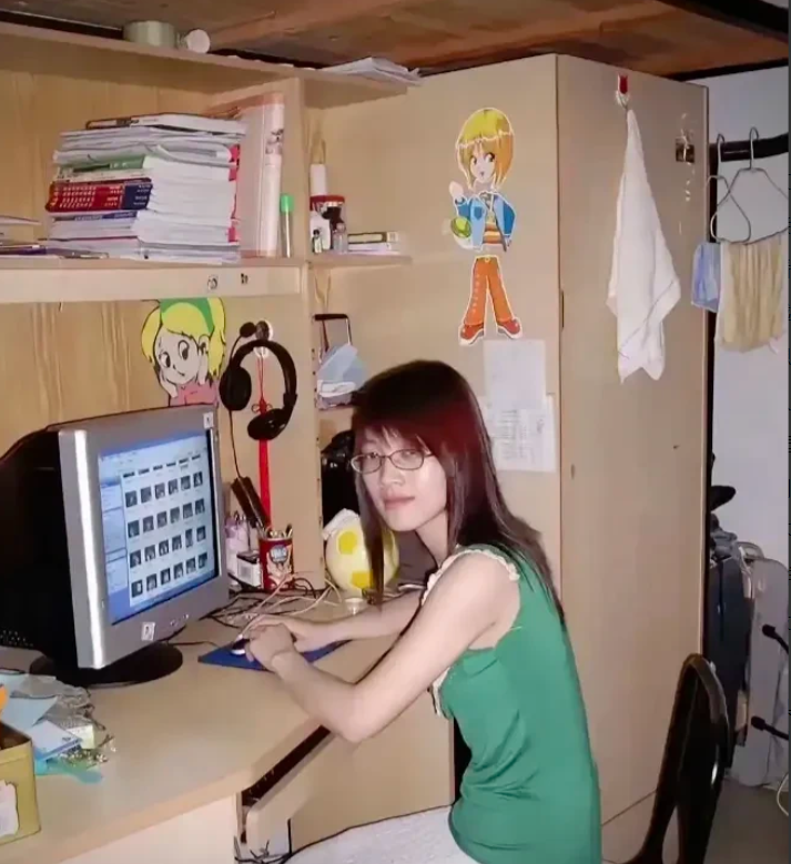 2006年，某女生宿舍，什么实力？