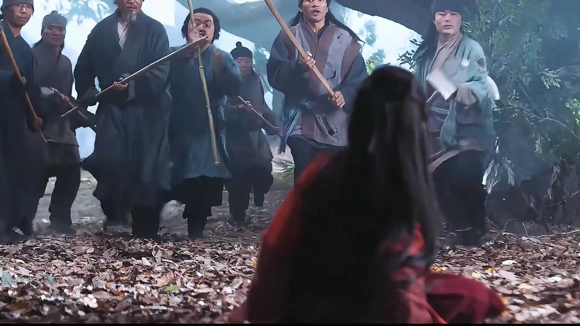 女人只因从小能跟蛇交流，就被人当成妖怪