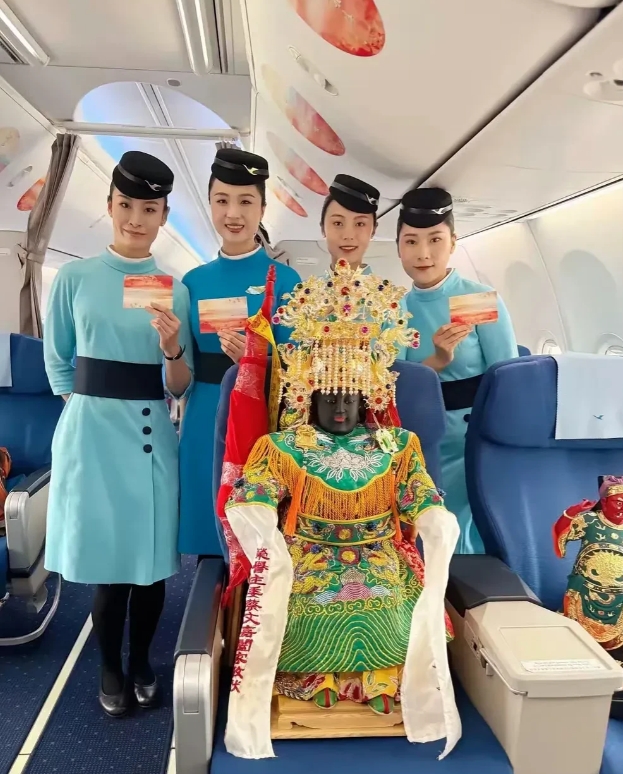 妈祖为什么皮肤是黑色的？