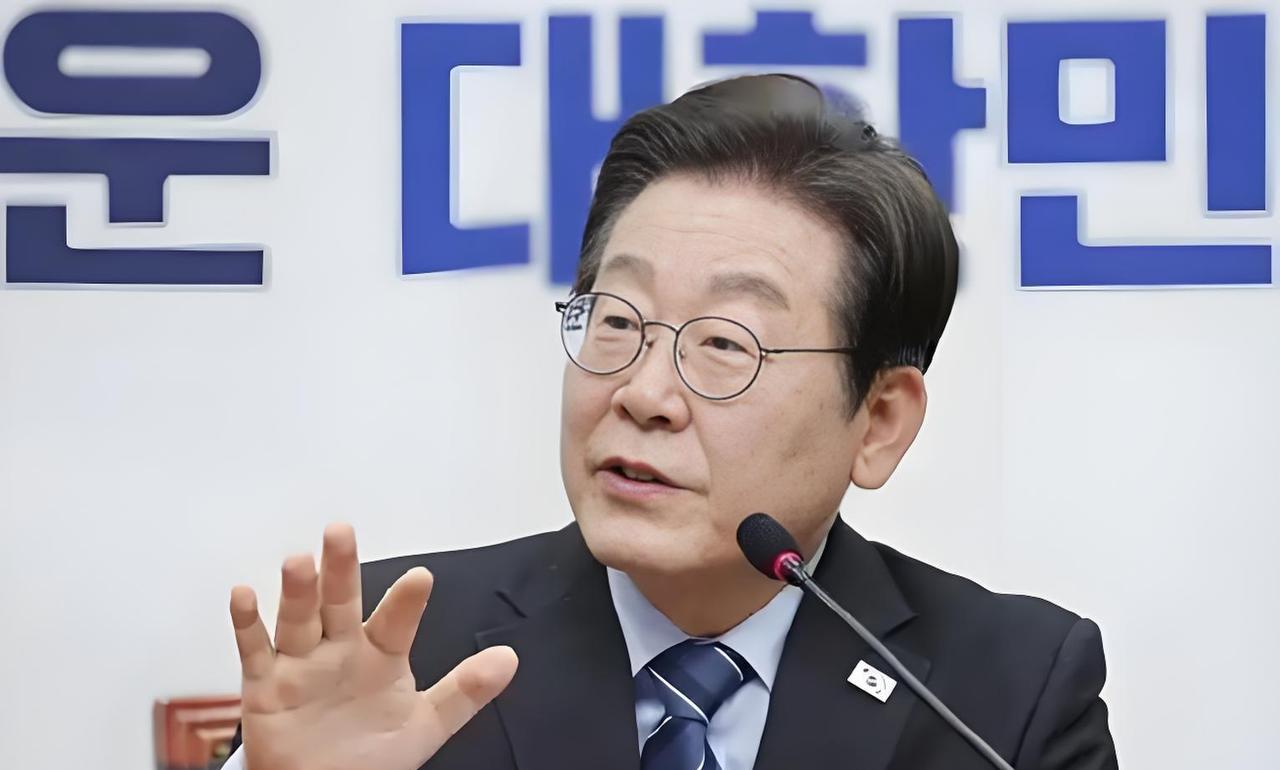 李在明被美国打醒了？
李在明突然表示，韩国将国防寄托于其他国家是一种认怂的表现。