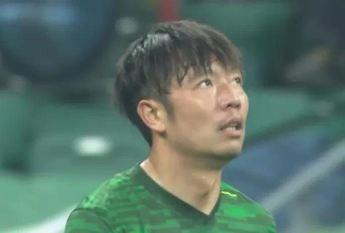 张稀哲可能真的不适合现在国安的体系了…本赛季张稀哲是被国安球迷批评最多的球员，赛