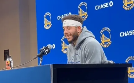 勇士新援塞思-库里今天接受了媒体的采访。
被问到在等待金州勇士队电话期间，他是如