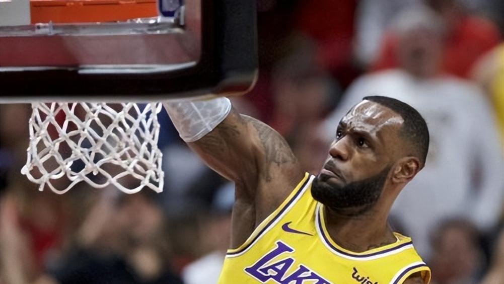 专业下快攻！盘点NBA本赛季快攻得分的各路高手！