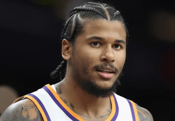 NBA常规赛，太阳官方更新动态，晒出了杰伦-格林的伤病报告：
杰伦-格林遭遇右腿