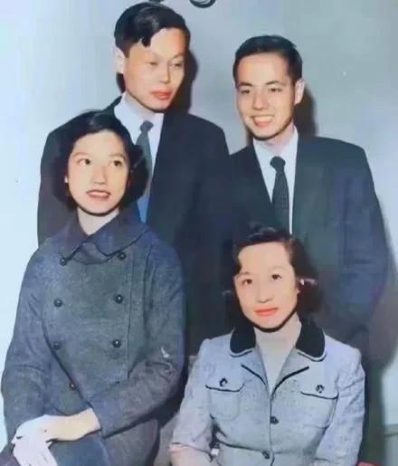 1957年，李政道与杨振宁凭借弱相互作用中宇称不守恒理论，获得了诺贝尔物理学奖，