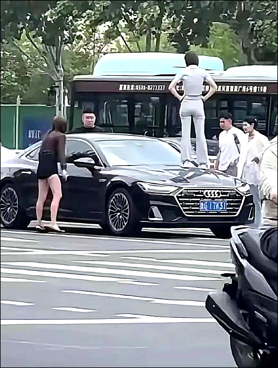 就说正房这样子抓奸，违法了吗？