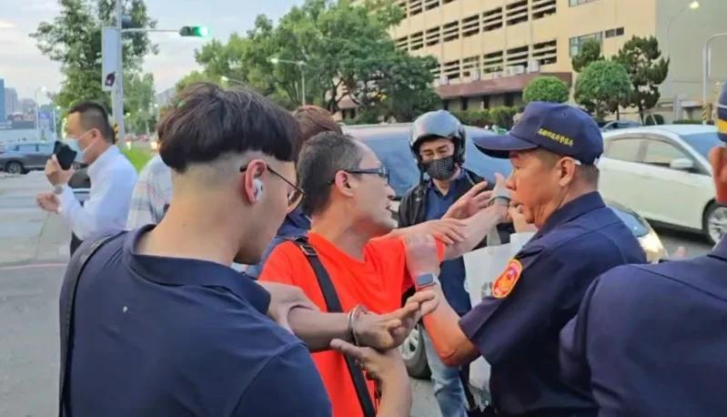 罢免绿委被起诉  徐尚贤：放弃抗辩、接受判决
因罢免绿委许智杰、黄捷遭起诉的高雄