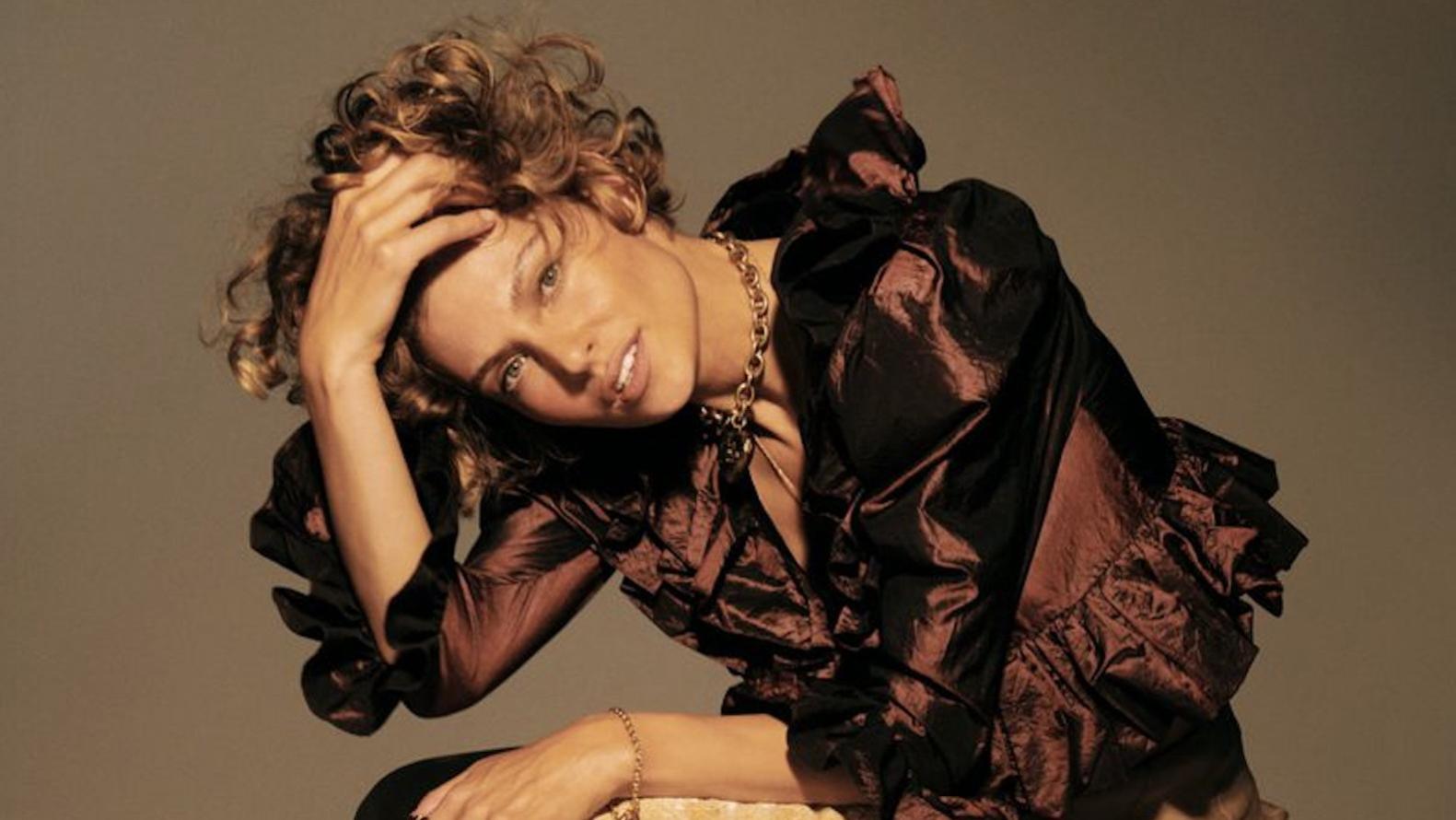 澳洲超模碧比·布雷斯林，撒马尔罕丝路时尚摄影