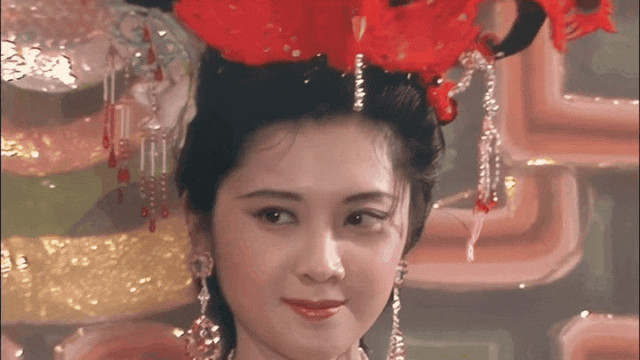 72岁丁克朱琳近照曝光，优雅如初被赞人生赢家，丈夫眼光绝了！