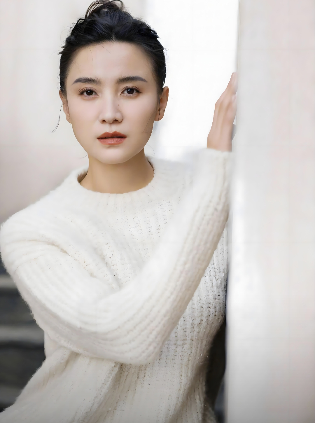 宋佳自曝离婚净身出户，含泪说出婚变真实原因